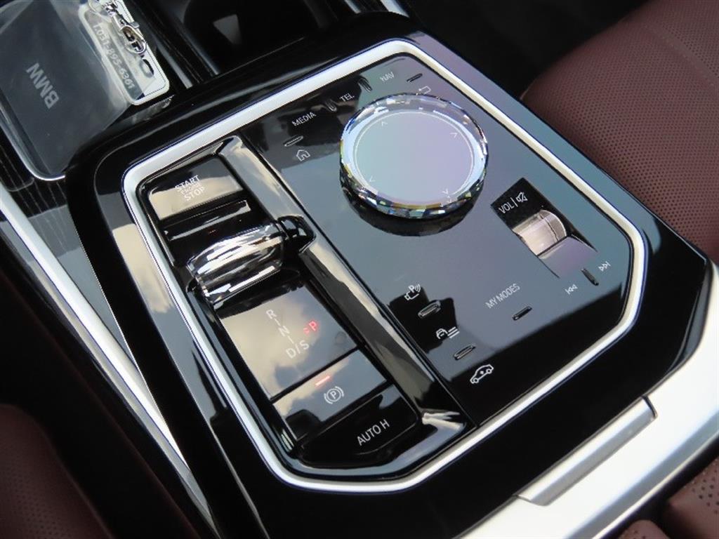 BMW 7 Series - Vista 11