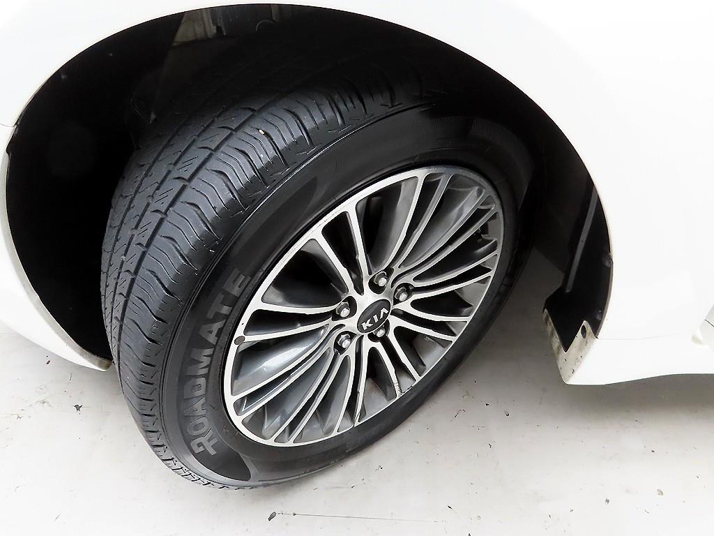 KIA K7 2015 Blanco - Importación desde Corea - HF Imports Iquique - Foto 19