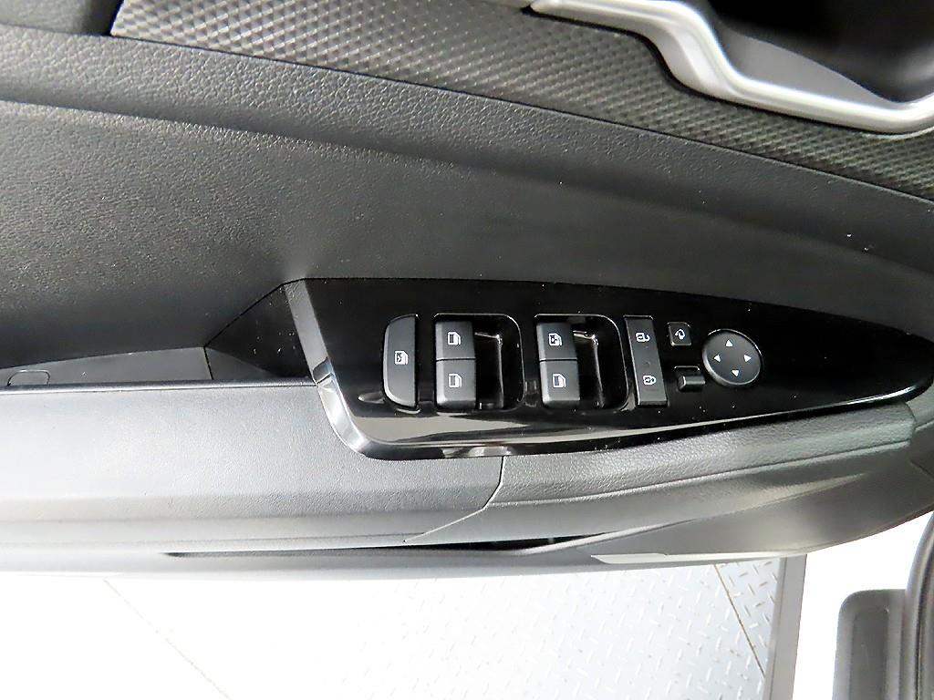 KIA Sportage - Vista 11