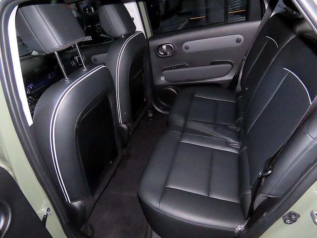 HYUNDAI Casper - Vista 7