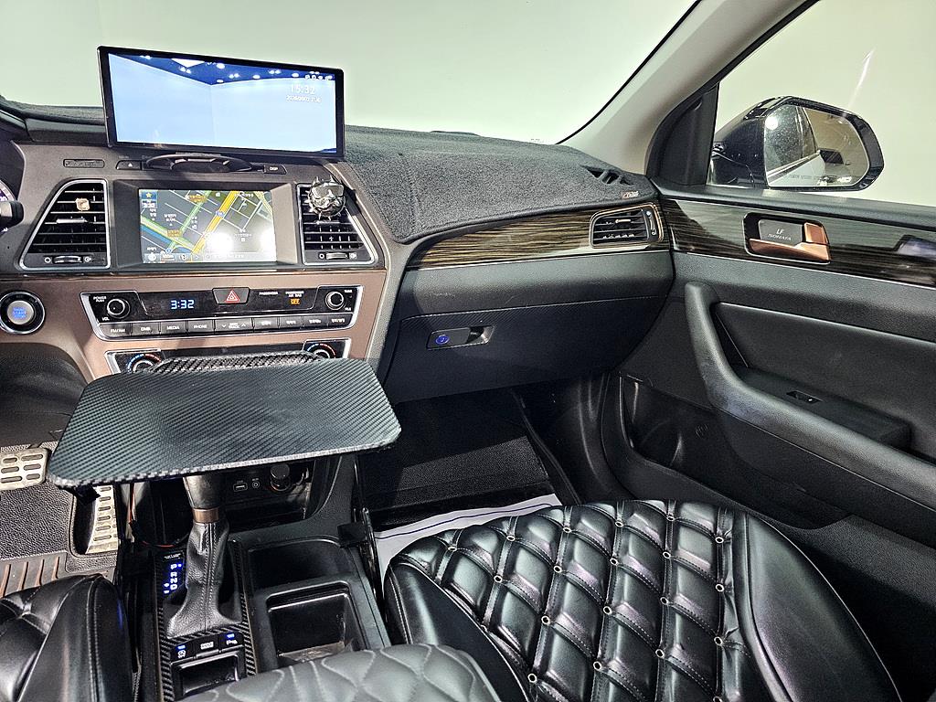 HYUNDAI Sonata - Vista 9