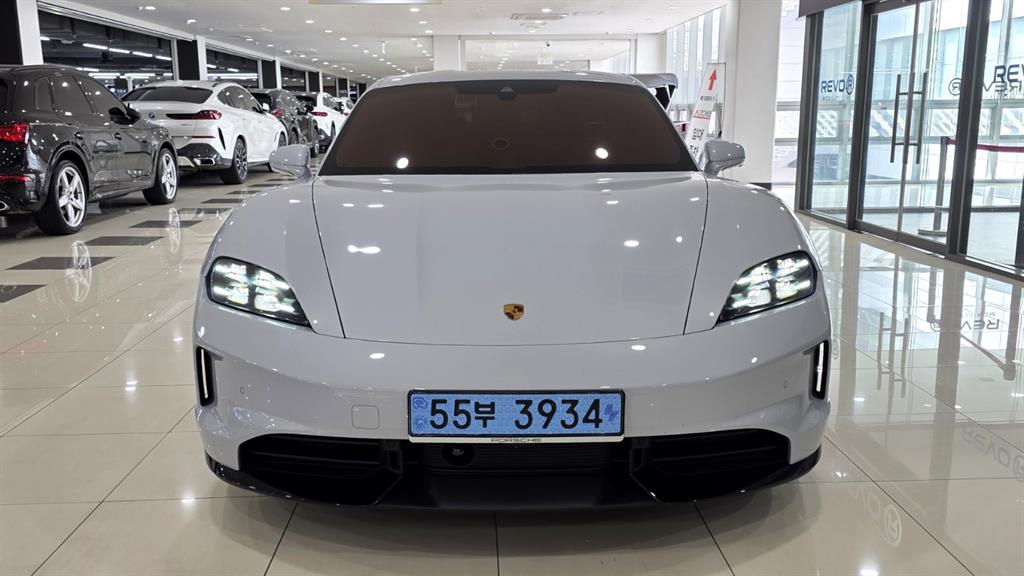 Porsche Taycan 2026 Blanco - Importación desde Corea - HF Imports Iquique - Foto 18