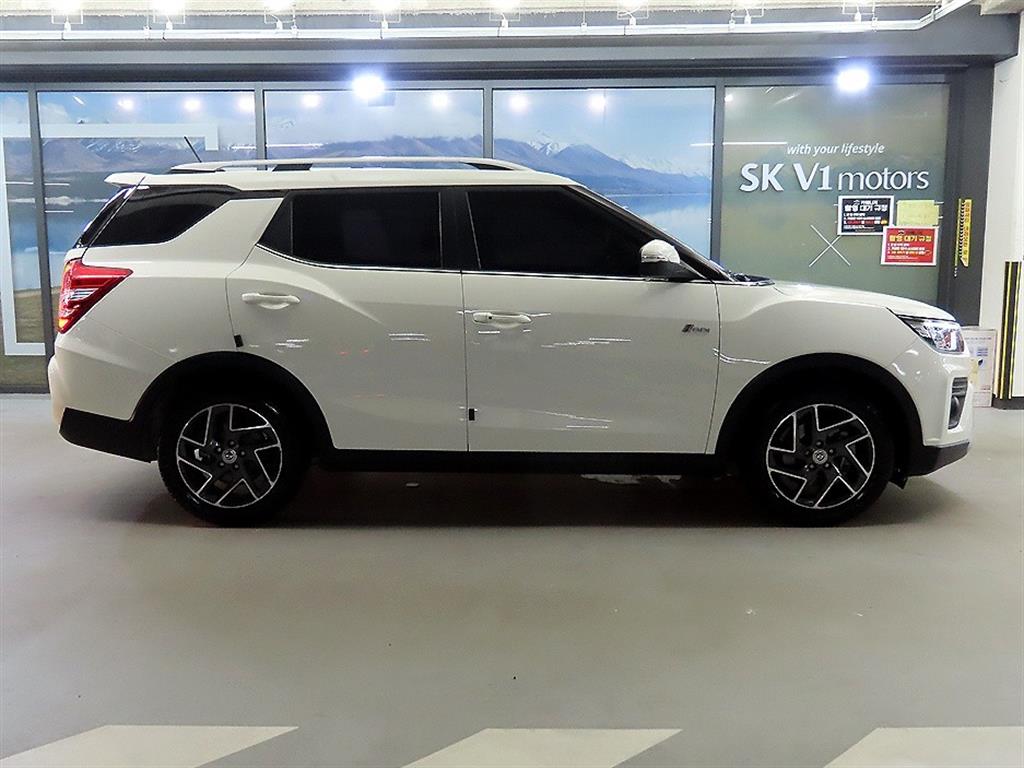 Ssangyong Tivoli - Vista 3