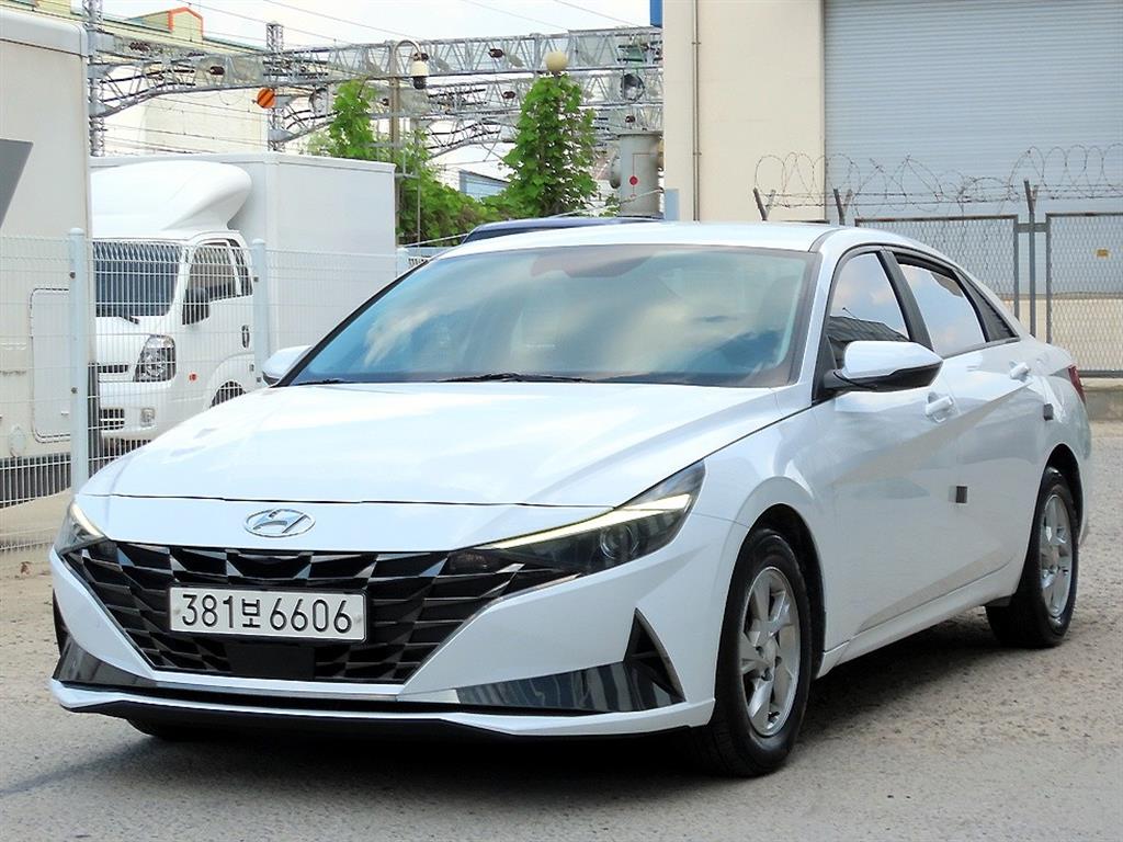 HYUNDAI Avante 2021 Blanco - Importación desde Corea - HF Imports Iquique - Foto 1
