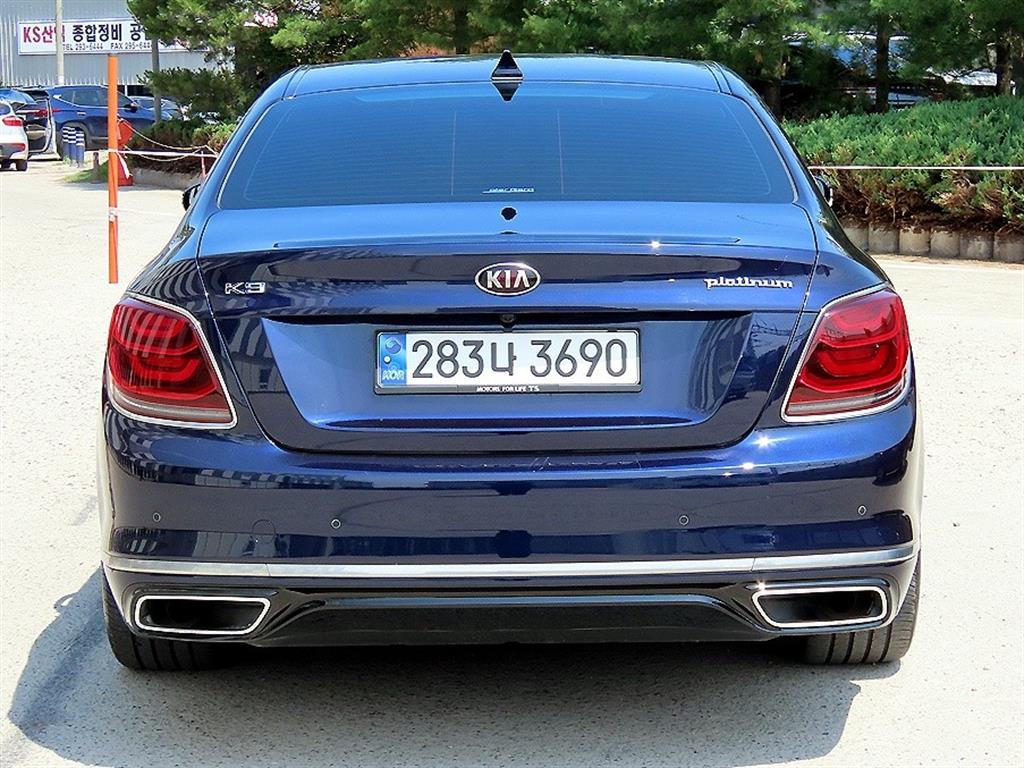 KIA K9 - Vista 4