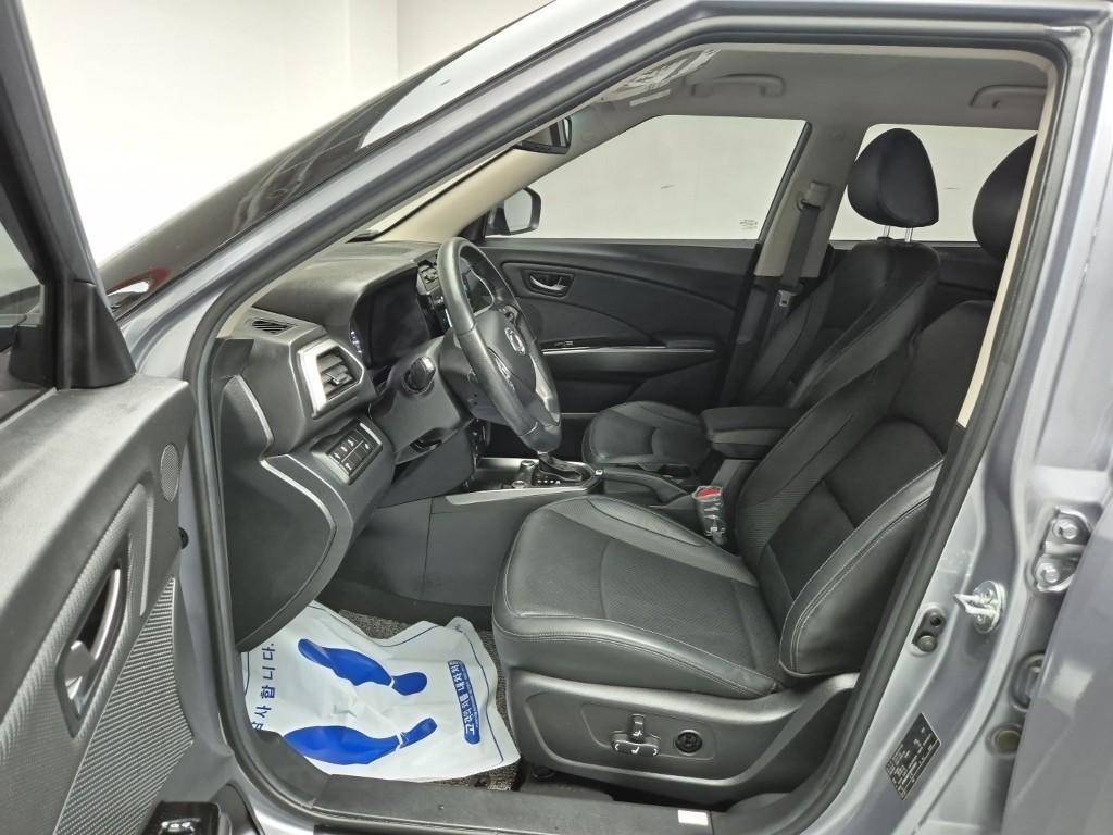 Ssangyong Tivoli - Vista 11