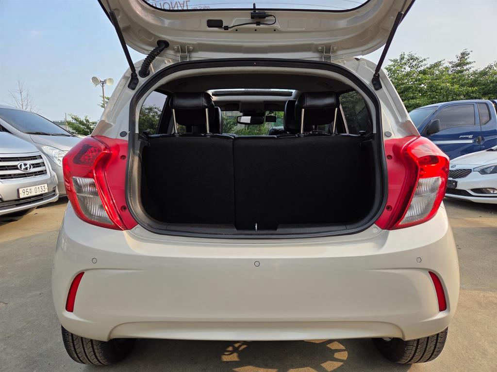 Chevrolet Spark 2016 Blanco - Importación desde Corea - HF Imports Iquique - Foto 18