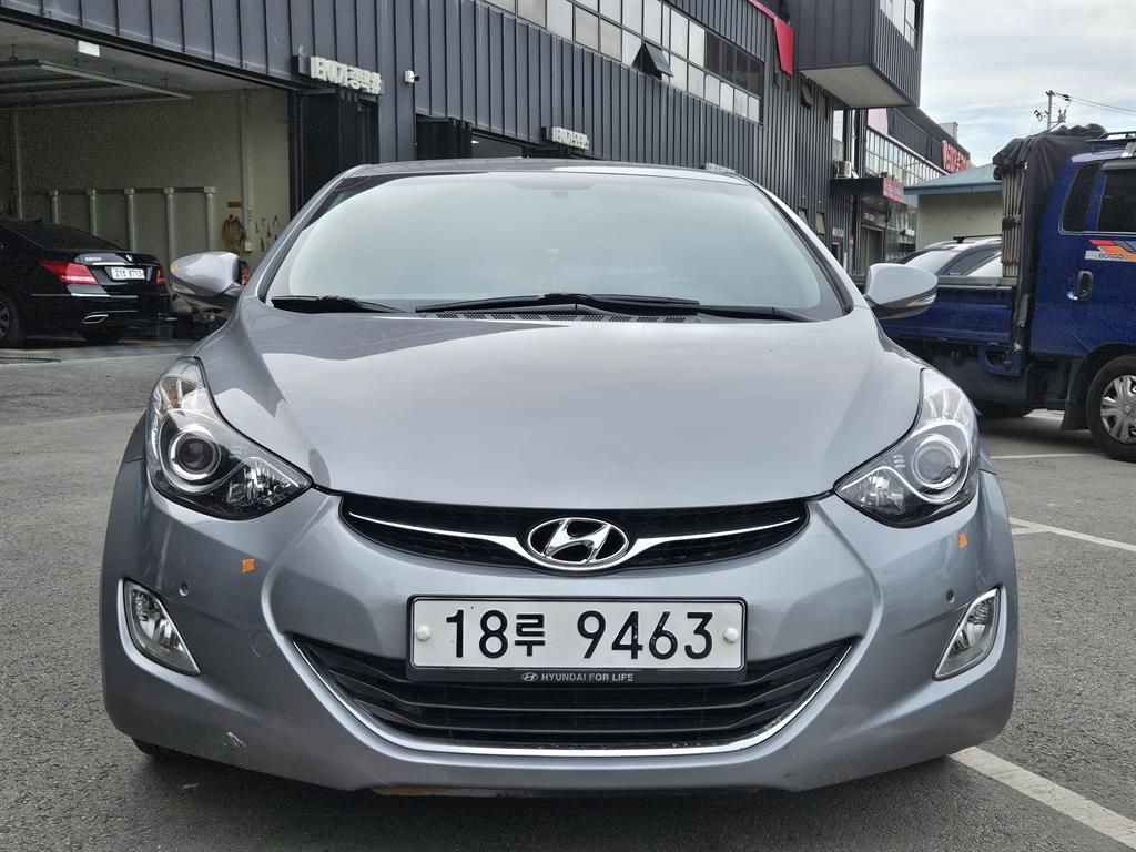HYUNDAI Avante 2013 Gris - Importación desde Corea - HF Imports Iquique - Foto 1