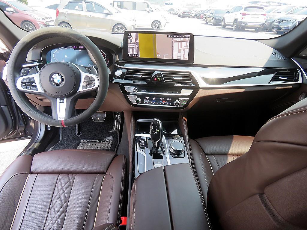 BMW 5 Series - Vista 8
