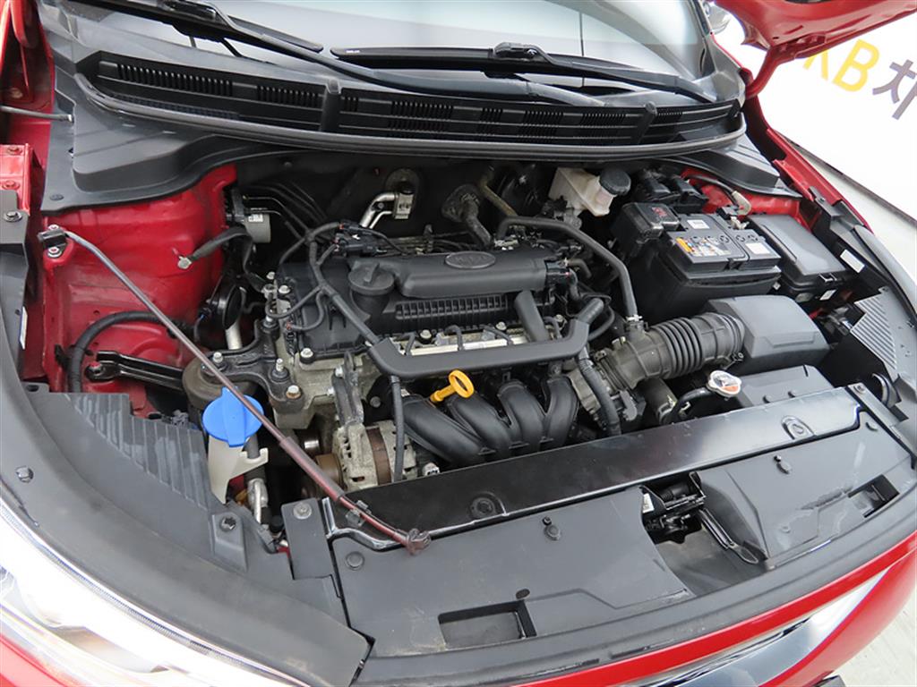 KIA Stonic 2018 Rojo - Importación desde Corea - HF Imports Iquique - Foto 19