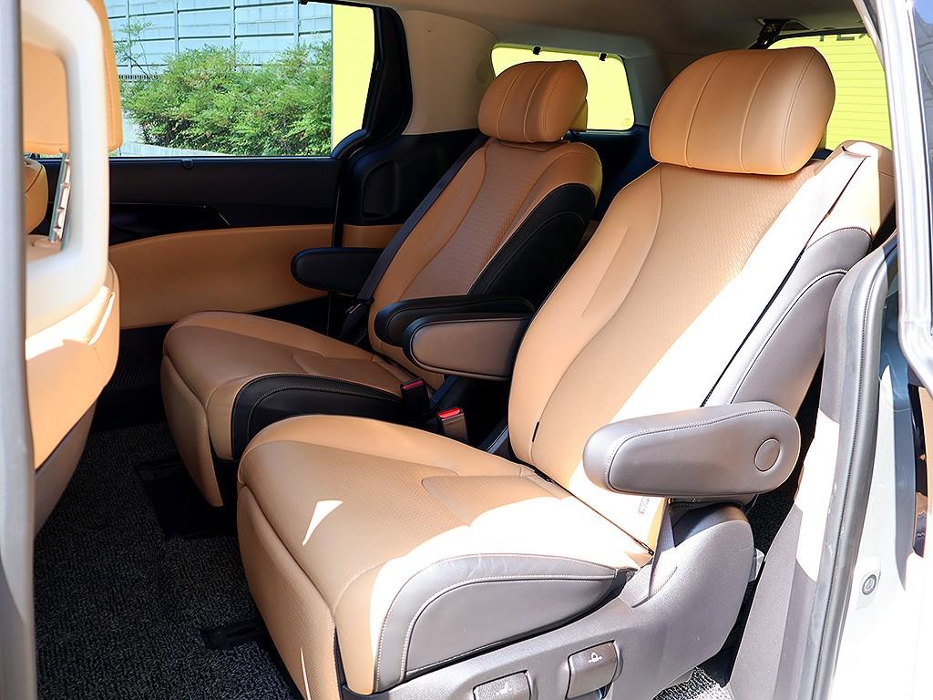 KIA Carnival 2023 Gris - Importación desde Corea - HF Imports Iquique - Foto 11