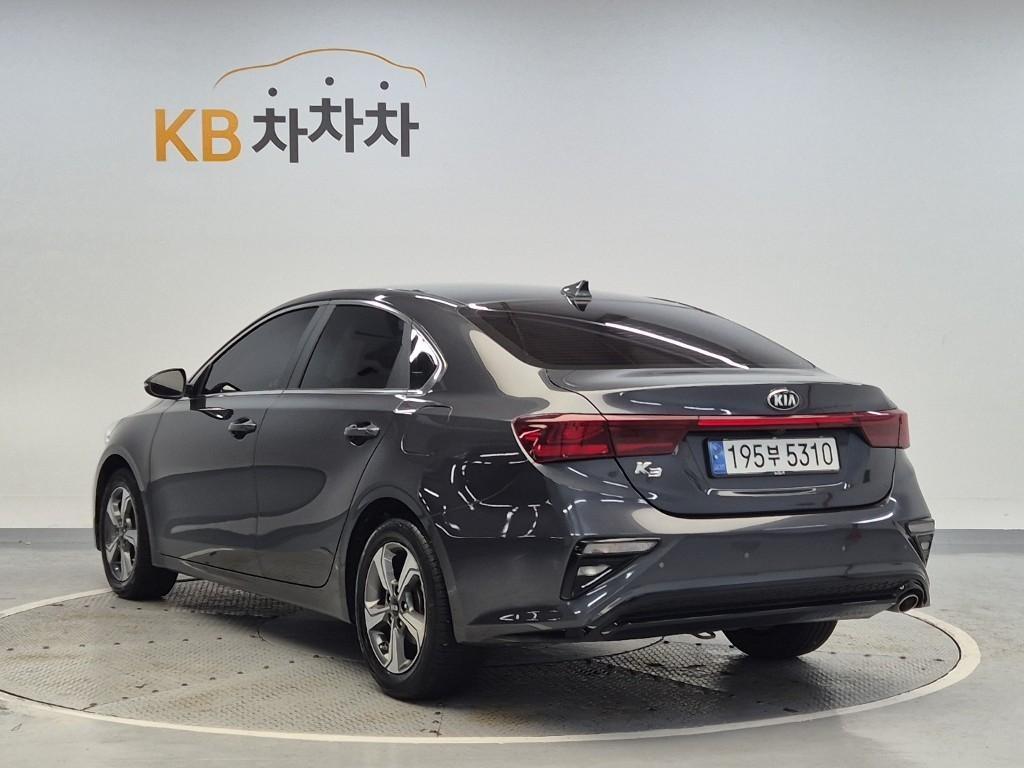 KIA K3 - Vista 2