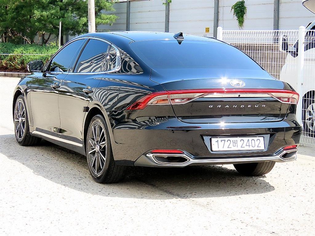 HYUNDAI Grandeur - Vista 3