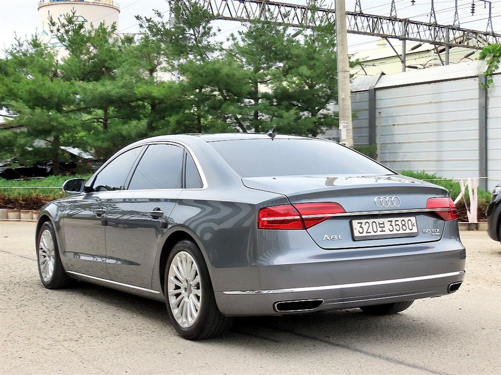 Audi A8 - Vista 3