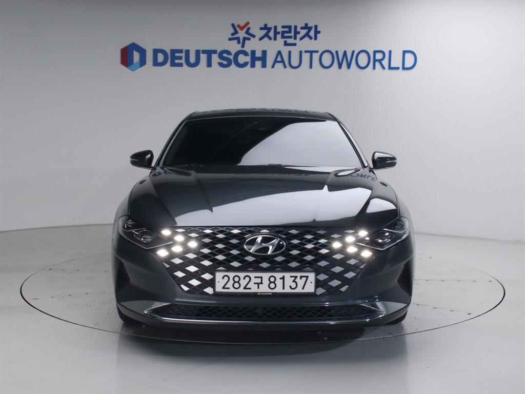 HYUNDAI Grandeur - Vista 3