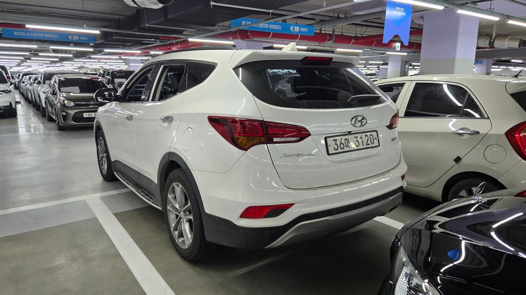 HYUNDAI Santa Fe - Vista 4