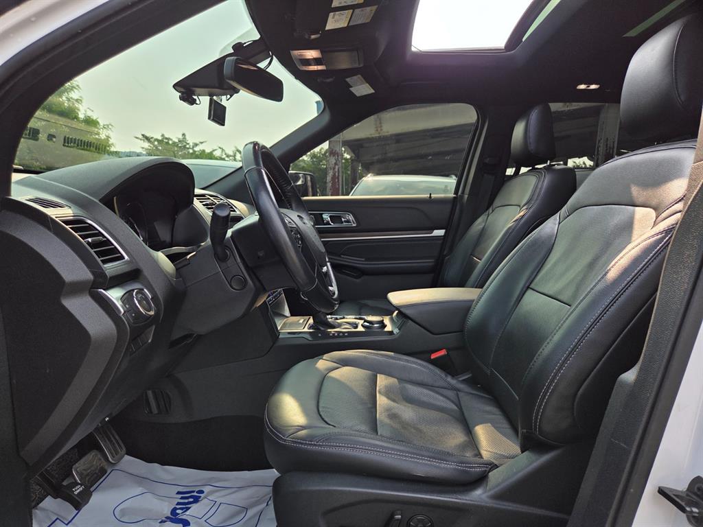 Ford Explorer - Vista 7