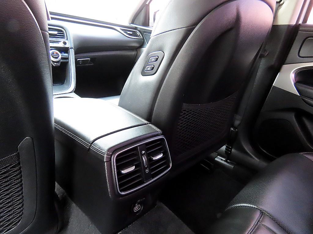 Genesis G70 2020 Blanco - Importación desde Corea - HF Imports Iquique - Foto 17