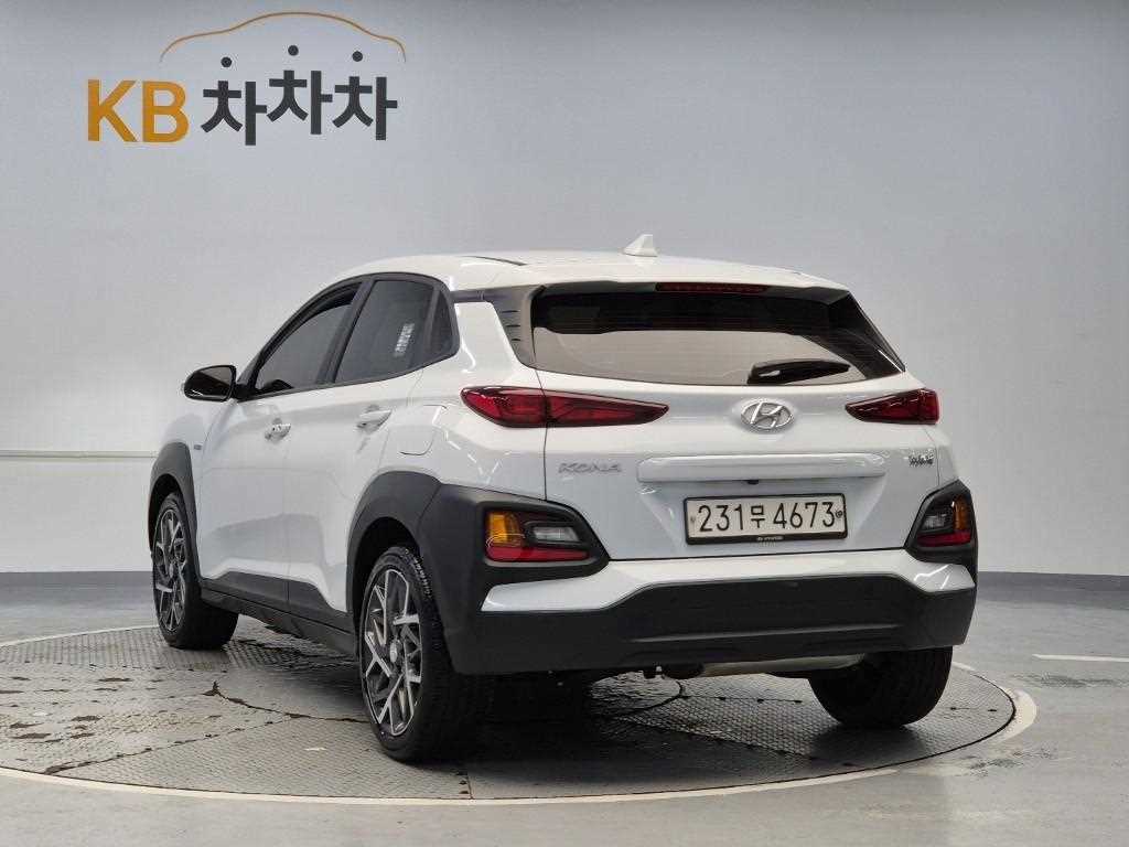 HYUNDAI Kona - Vista 2