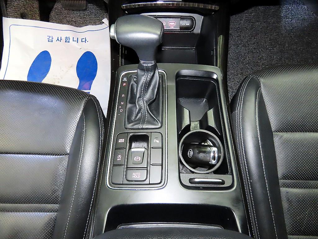 KIA Sorento - Vista 12