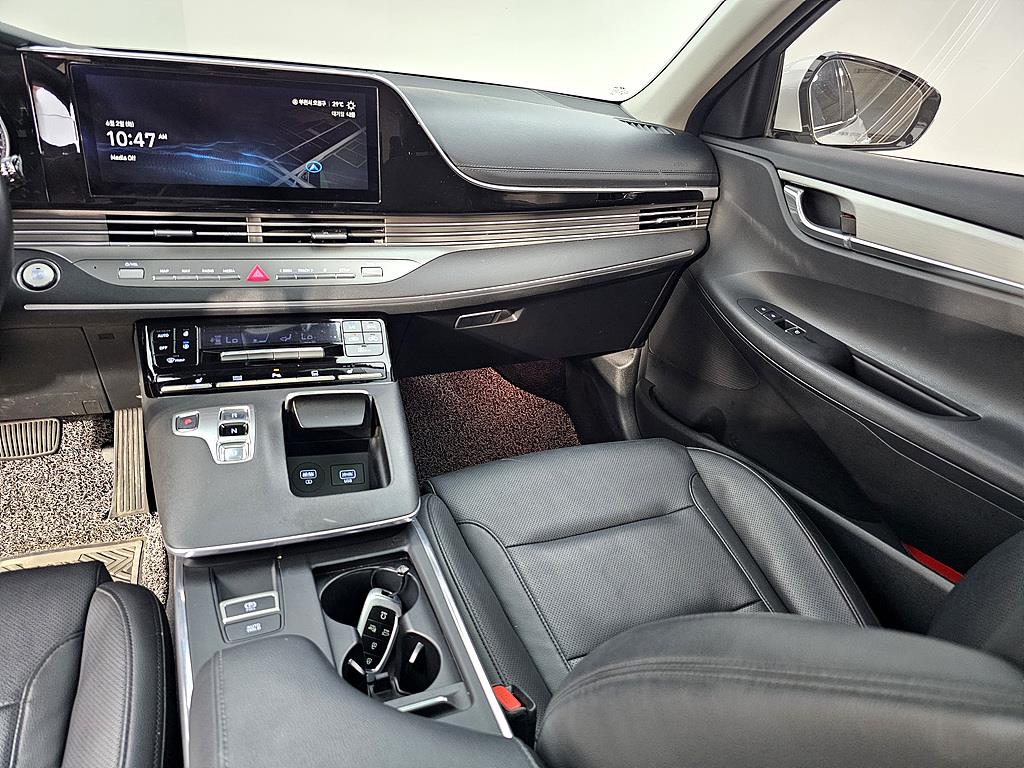 HYUNDAI Grandeur - Vista 10