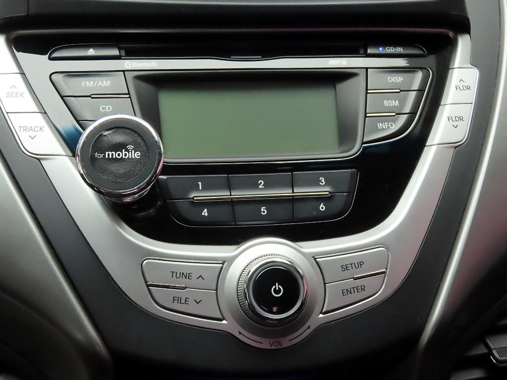 HYUNDAI Avante - Vista 10