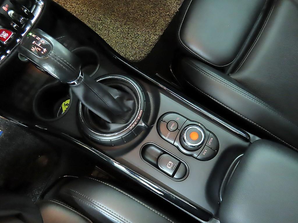 Mini Clubman - Vista 10