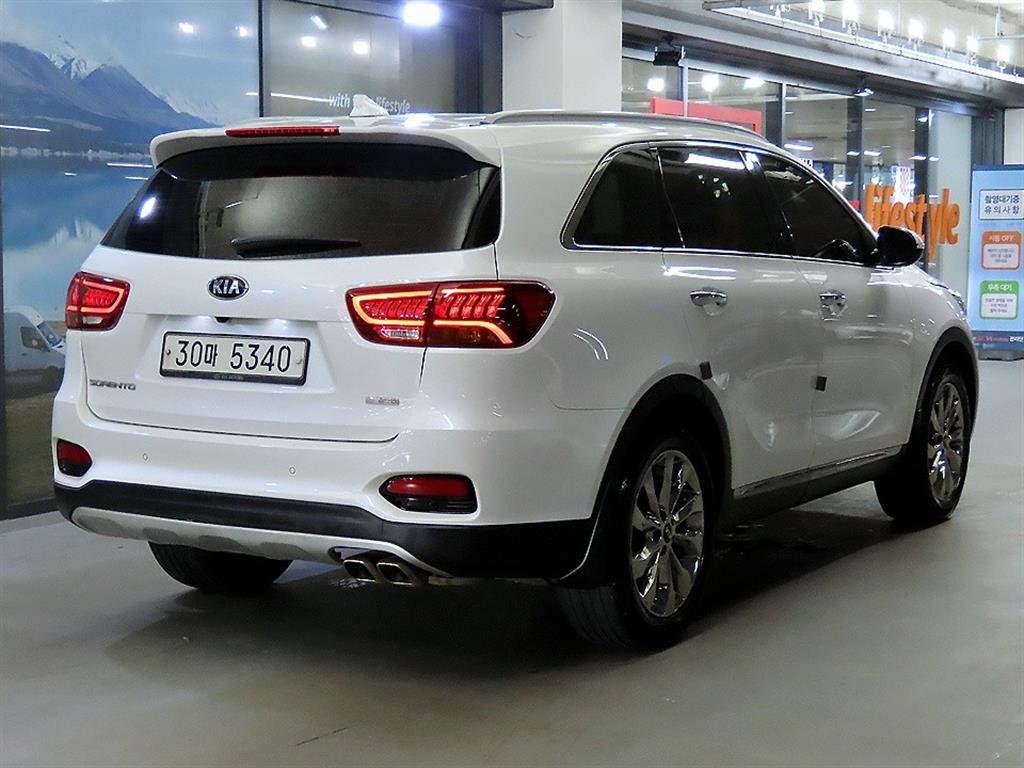 KIA Sorento - Vista 4