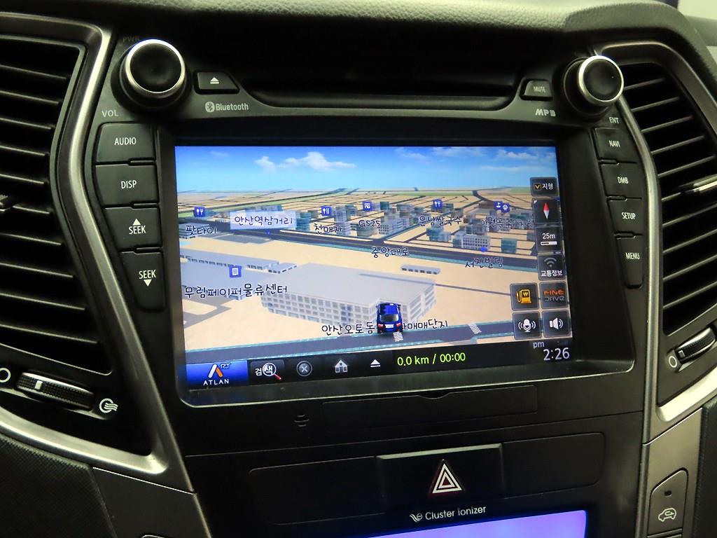 HYUNDAI Santa Fe - Vista 9