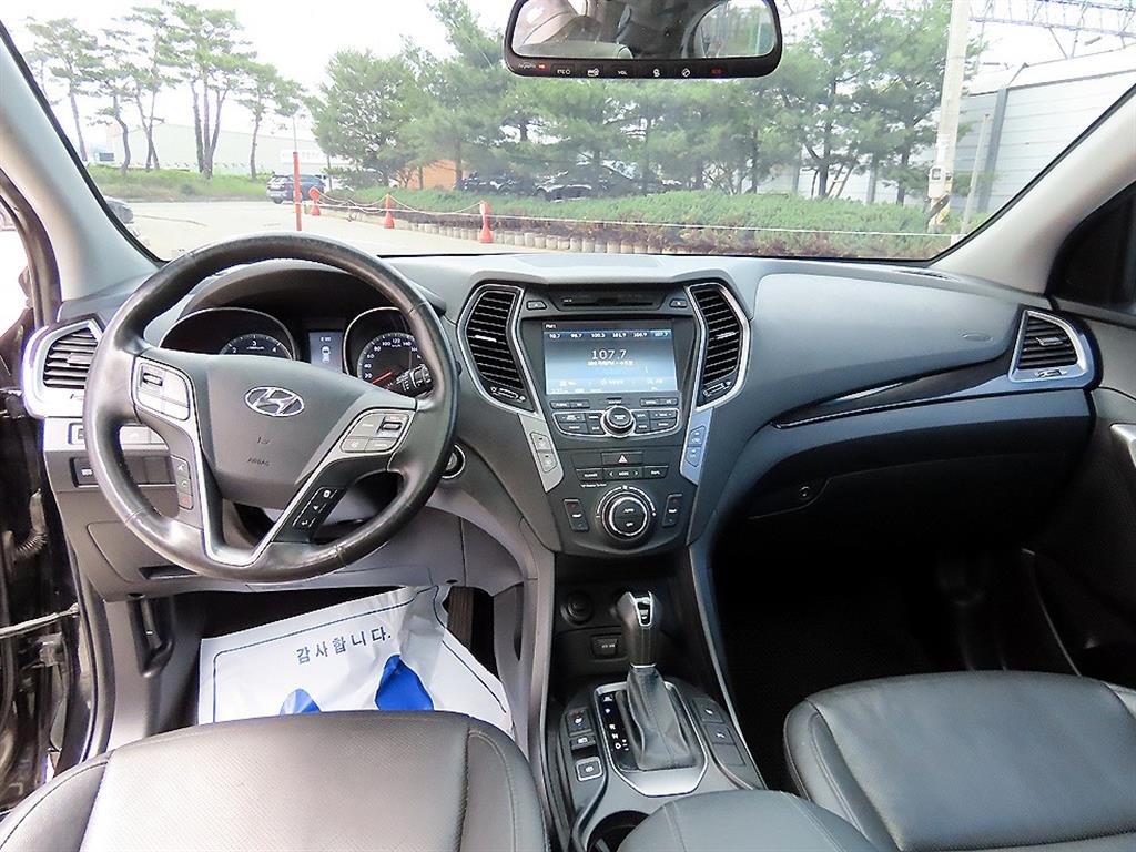 HYUNDAI Santa Fe - Vista 7