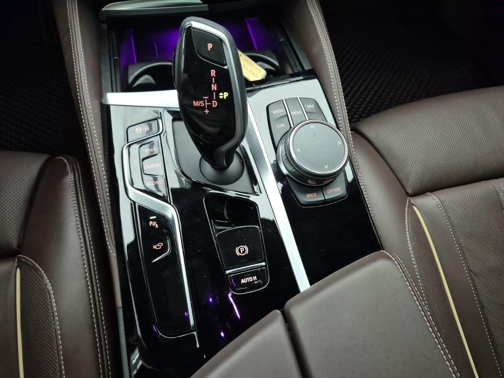 BMW 5 Series - Vista 8