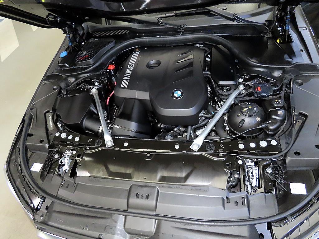 BMW 5 Series 2025 Negro - Importación desde Corea - HF Imports Iquique - Foto 19