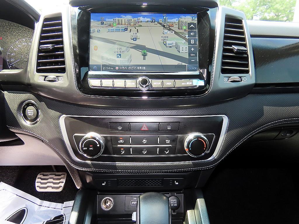 Ssangyong Rexton 2022 Negro - Importación desde Corea - HF Imports Iquique - Foto 13