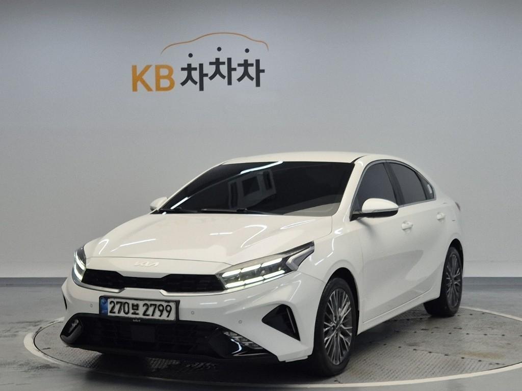 KIA K3 2022 Blanco - Importación desde Corea - HF Imports Iquique - Foto 1