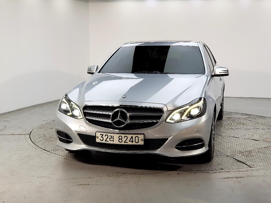 Mercedes Benz E class - Vista 2