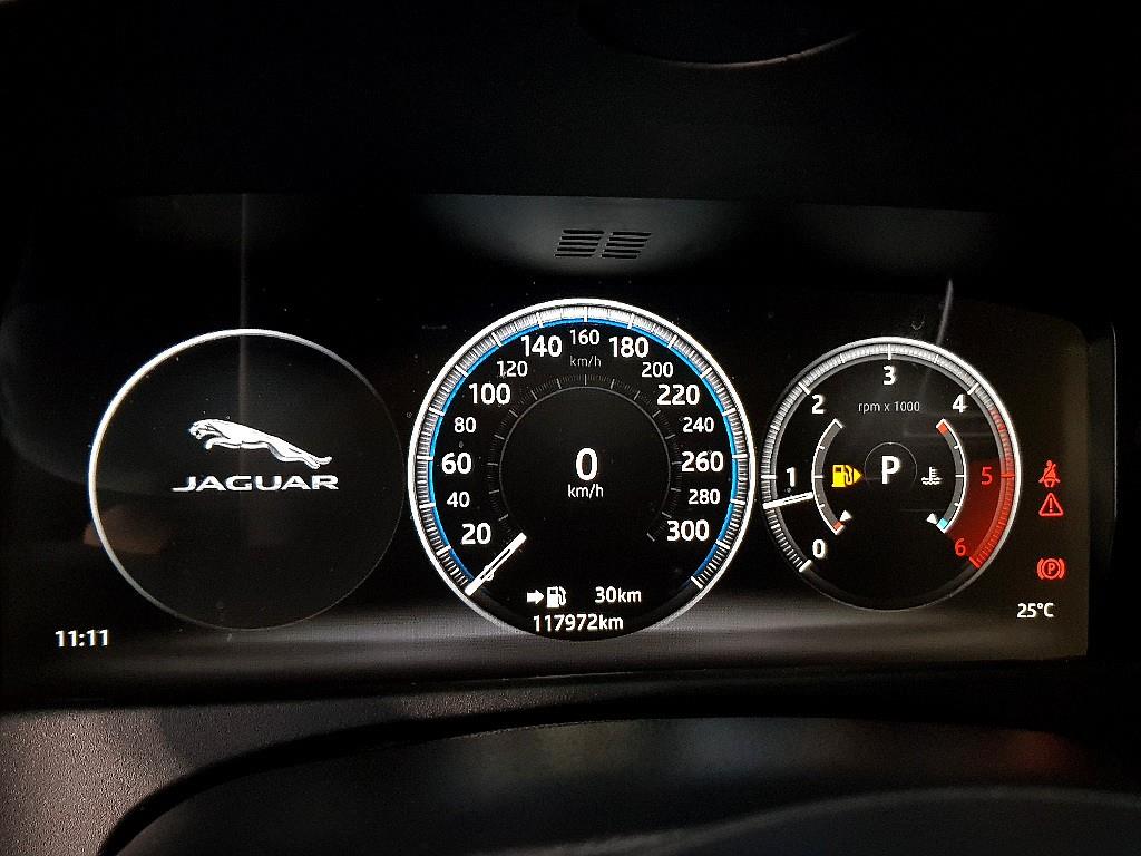 Jaguar XF - Vista 7