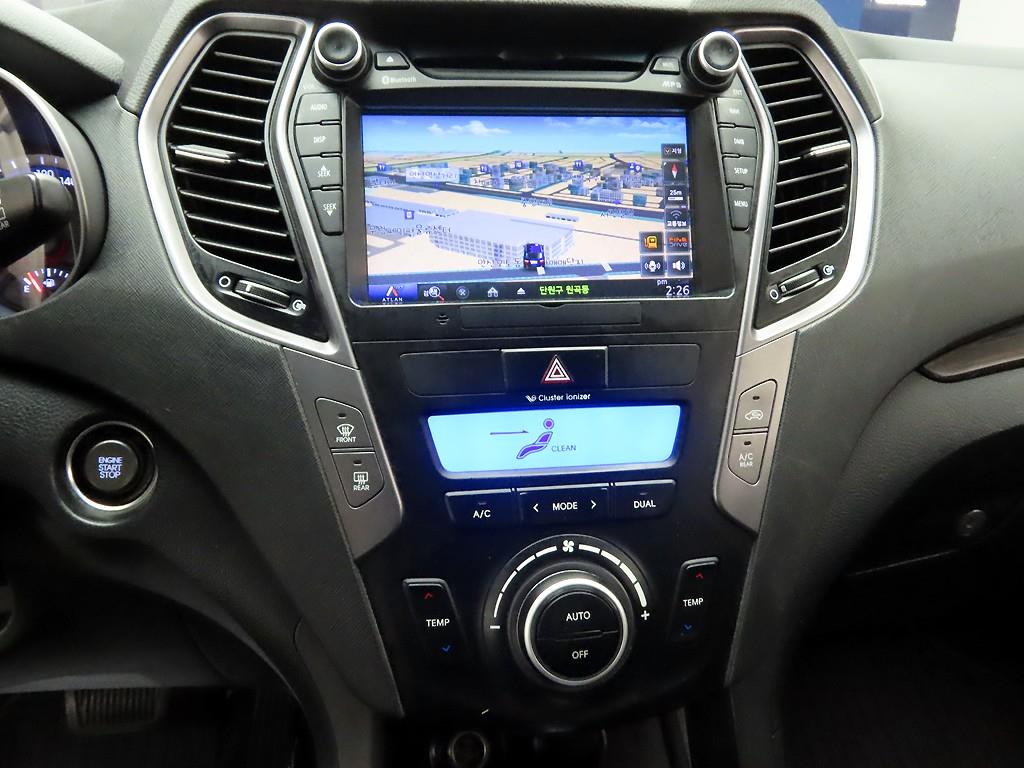 HYUNDAI Santa Fe - Vista 10