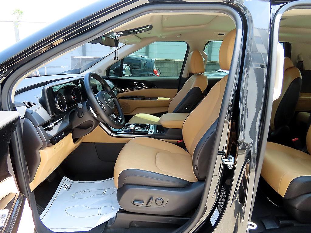 KIA Carnival - Vista 5