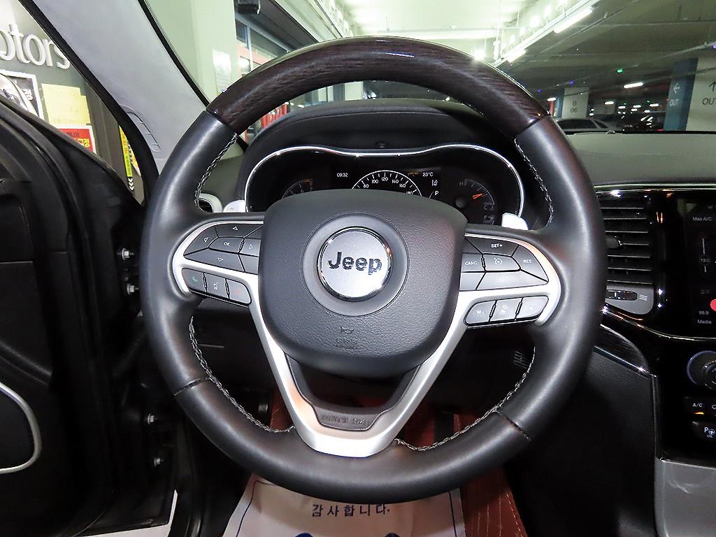 Jeep Cherokee - Vista 12