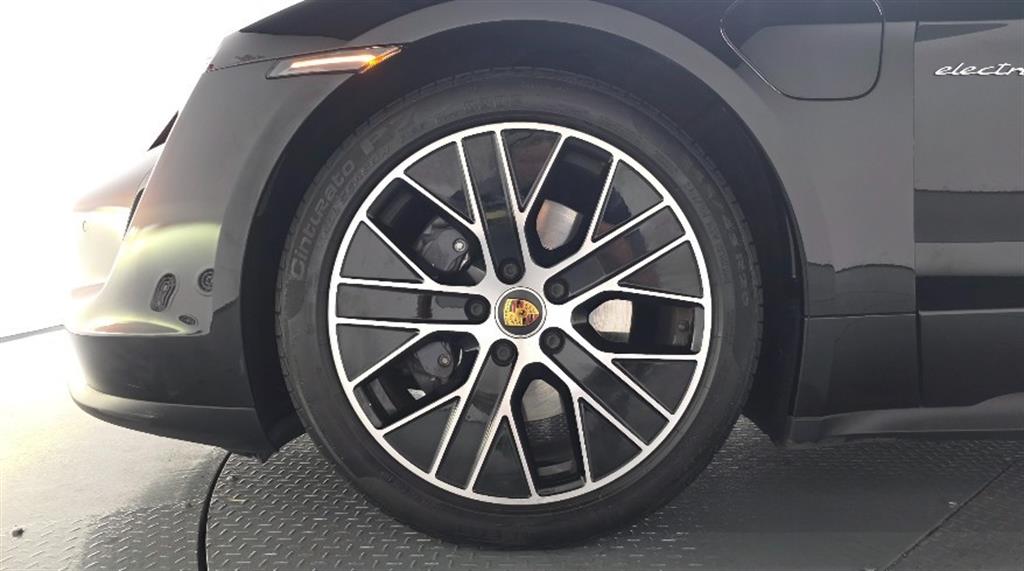 Porsche Taycan - Vista 5