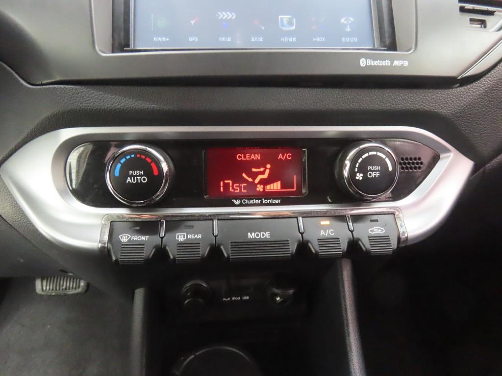 KIA Pride - Vista 12