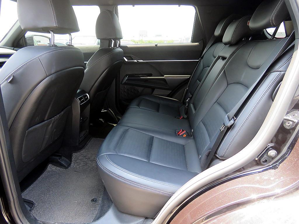 Ssangyong Torres - Vista 8
