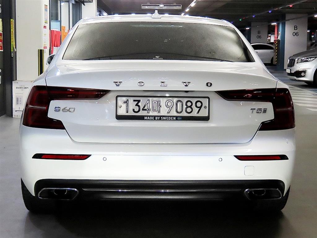Volvo S60 - Vista 5