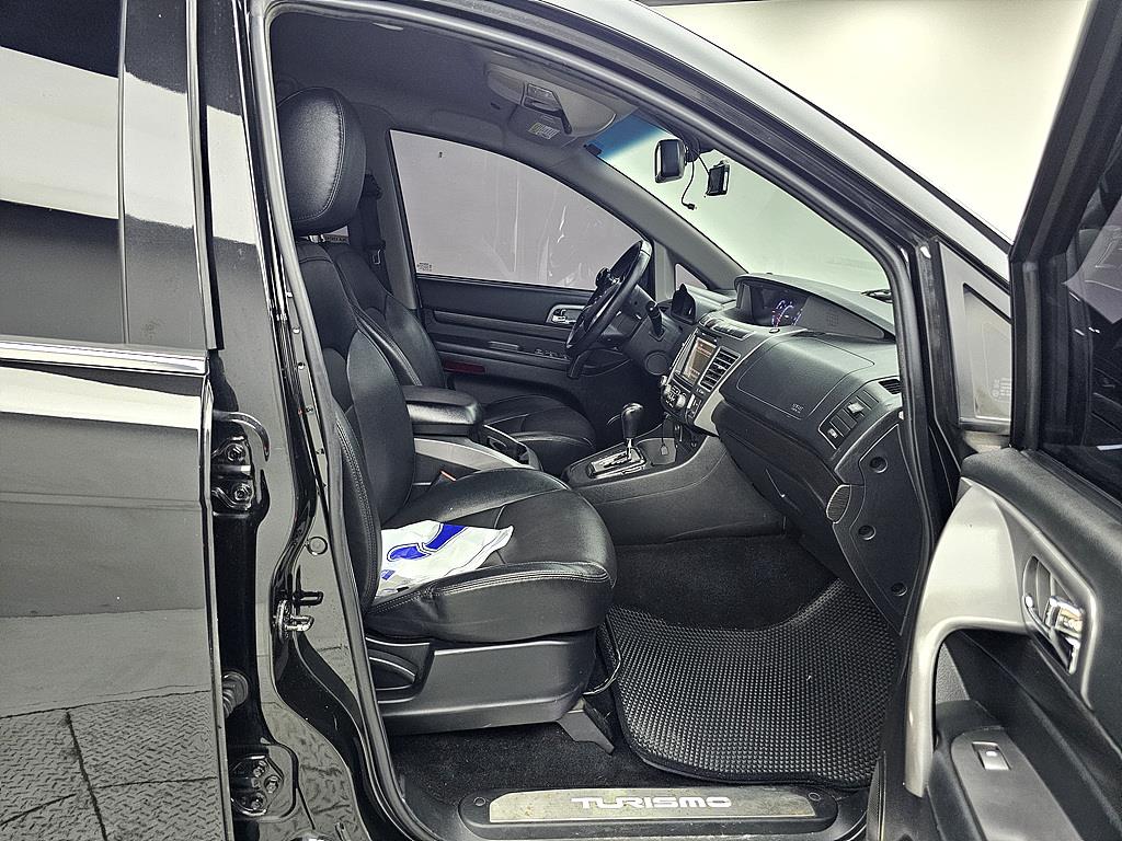 Ssangyong Korando - Vista 11
