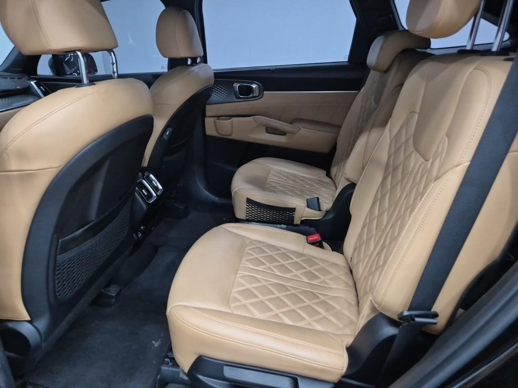 KIA Sorento - Vista 12