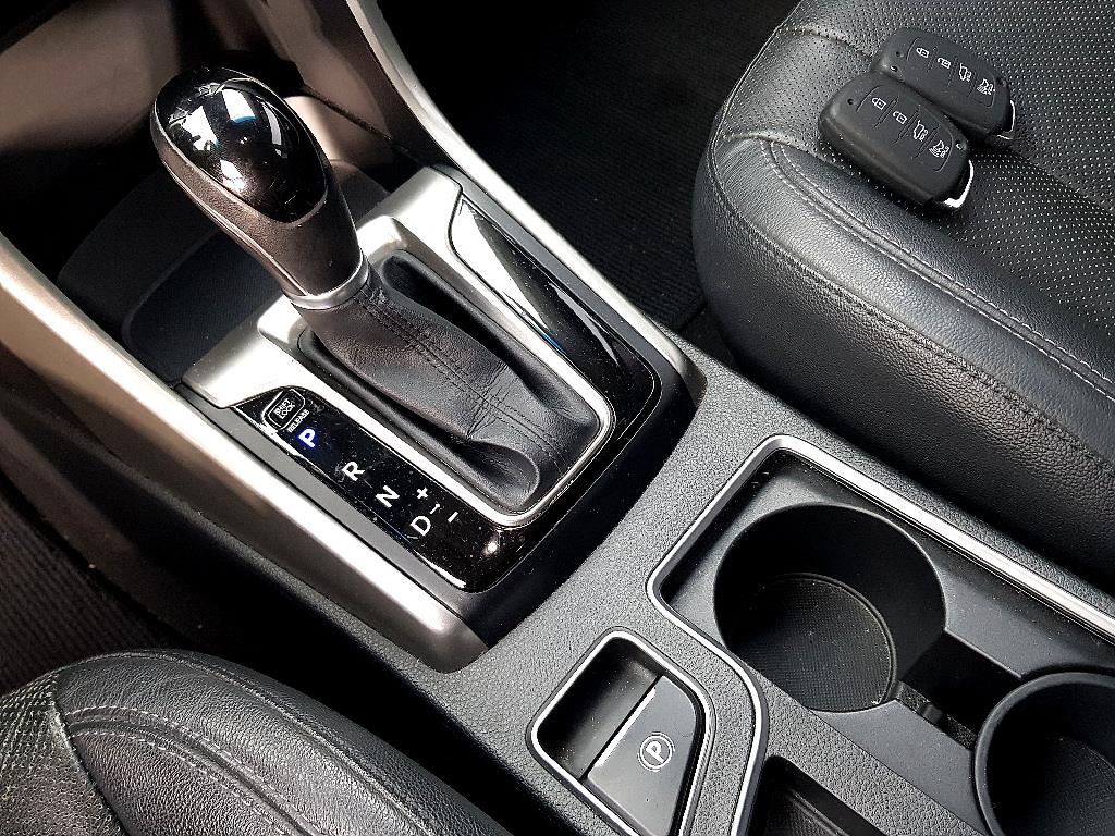 HYUNDAI i30 2016 Plateado - Importación desde Corea - HF Imports Iquique - Foto 15