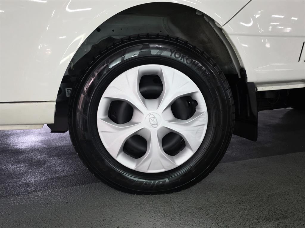 Small Truck Cargo (small) 2019 Blanco - Importación desde Corea - HF Imports Iquique - Foto 18
