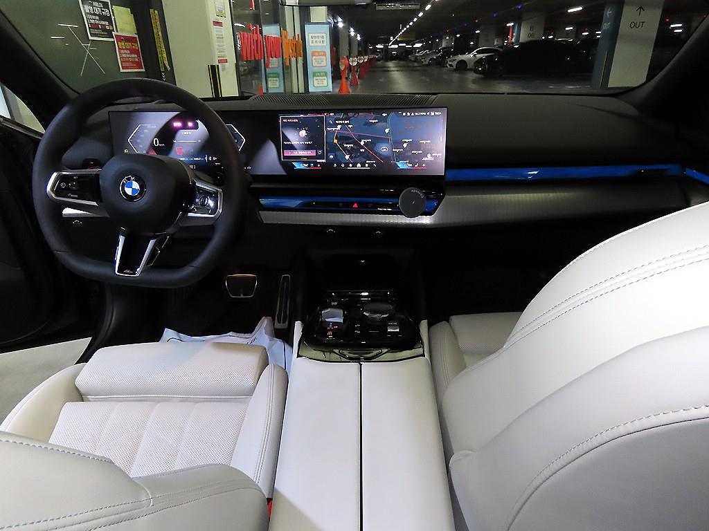 BMW 5 Series - Vista 10