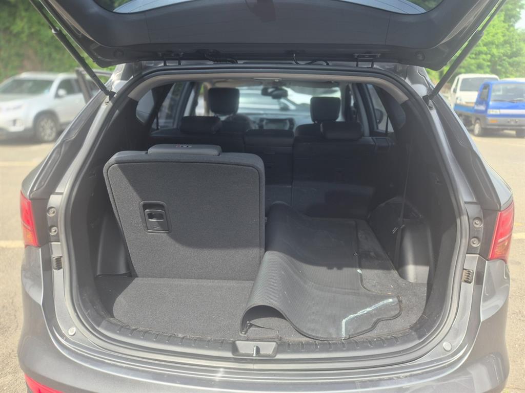 HYUNDAI Santa Fe - Vista 7