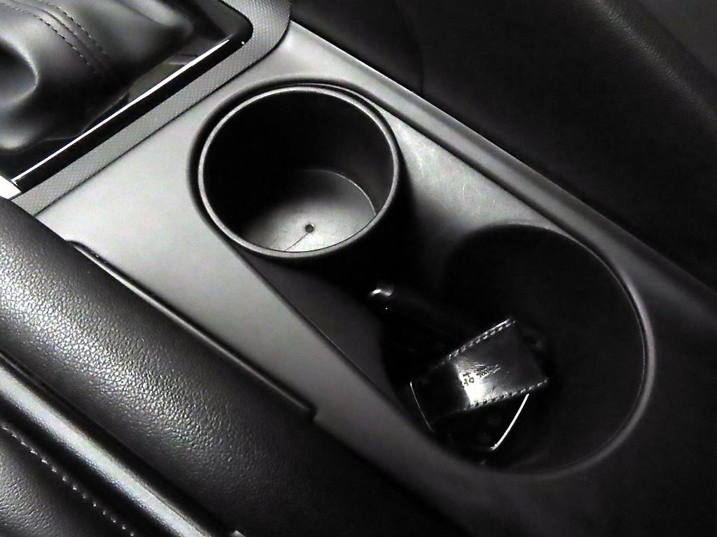 HYUNDAI Avante - Vista 12